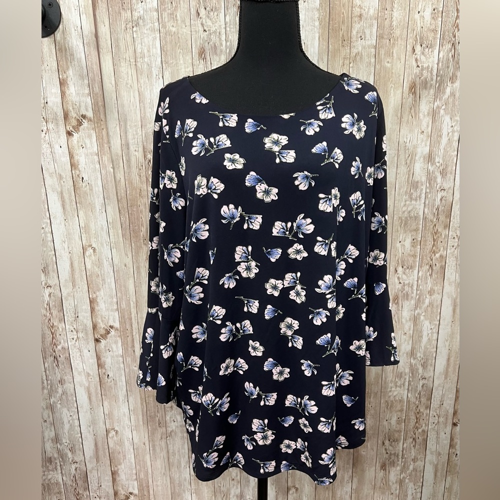 Carmen‎ Marc Valvo Blue and White Blouse